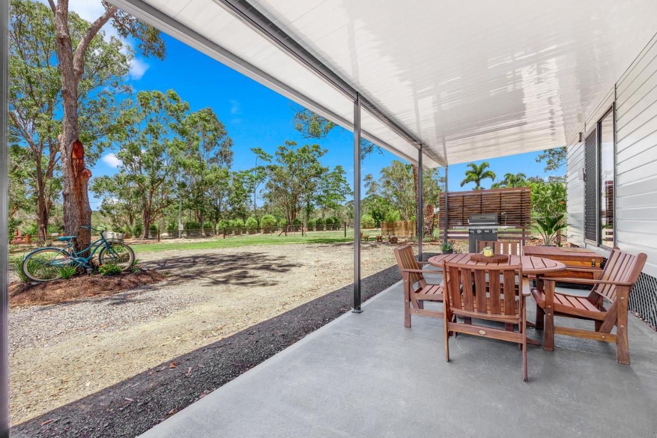 Little Sunshine - Private Acreage Guest Home Hervey Bay Bagian luar foto