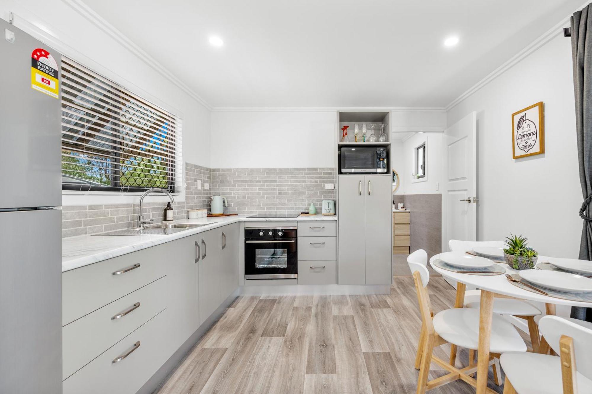 Little Sunshine - Private Acreage Guest Home Hervey Bay Bagian luar foto